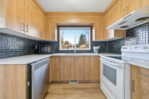 116 Falsby Road Ne, Calgary, AB 