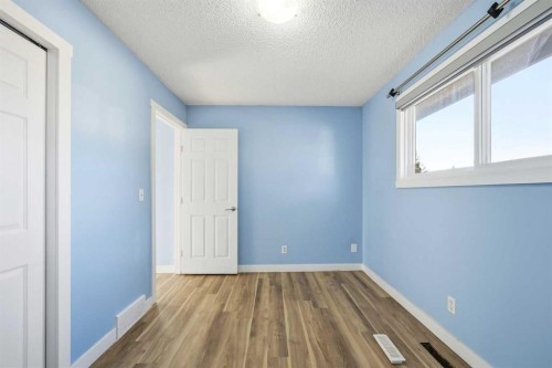 116 Falsby Road Ne, Calgary, AB 