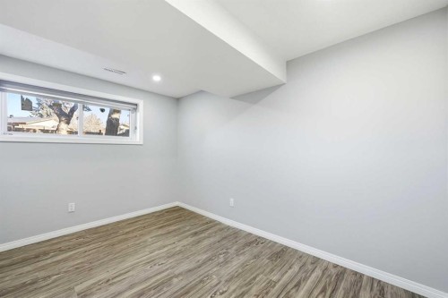 116 Falsby Road Ne, Calgary, AB 