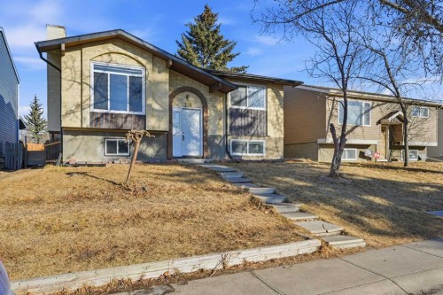 116 Falsby Road Ne, Calgary, AB 