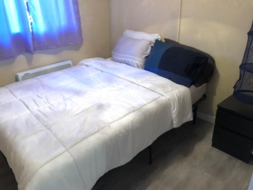 217 Center Street, Milo, AB - Indoor Photo Showing Bedroom