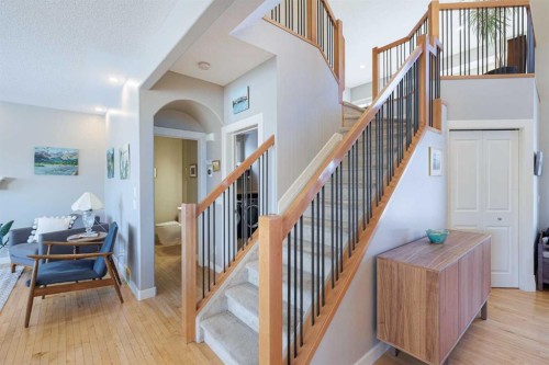 98 Tuscany Estates Crescent Nw, Calgary, AB - Indoor Photo Showing Other Room