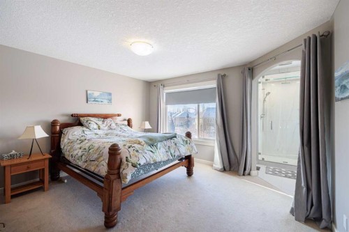 98 Tuscany Estates Crescent Nw, Calgary, AB - Indoor Photo Showing Bedroom