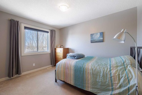 98 Tuscany Estates Crescent Nw, Calgary, AB - Indoor Photo Showing Bedroom