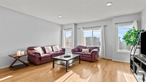 158 Covemeadow Road Ne, Calgary, AB - Indoor Photo Showing Living Room