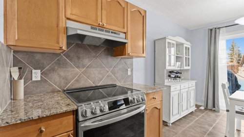 158 Covemeadow Road Ne, Calgary, AB - Indoor Photo Showing Kitchen