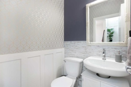 26 Skyview Ranch Street Ne, Calgary, AB - Indoor Photo Showing Bathroom