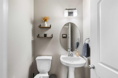 190 Sage Bank Grove Nw, Calgary, AB - Indoor Photo Showing Bathroom