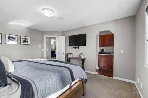 190 Sage Bank Grove Nw, Calgary, AB - Indoor Photo Showing Bedroom