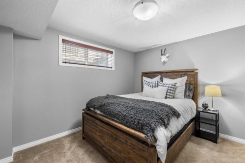 190 Sage Bank Grove Nw, Calgary, AB - Indoor Photo Showing Bedroom