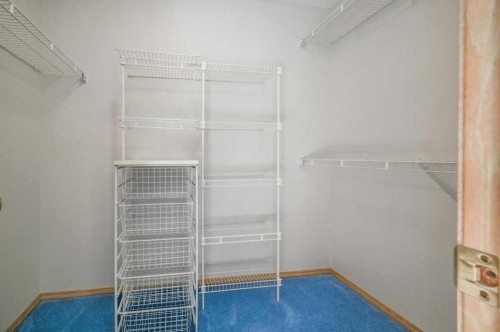222 Diamond Court Se, Calgary, AB - Indoor With Storage