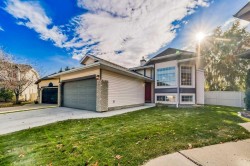 222 Diamond Court SE Calgary, AB T2C 7C7