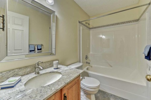 7 Scotia Landing Nw, Calgary, AB 