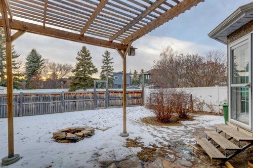 184 Riverbend Drive Se, Calgary, AB - Outdoor
