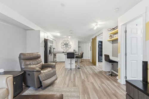 1102-755 Copperpond Boulevard Se, Calgary, AB - Indoor