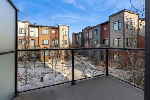 213 Greenbriar Common Nw, Calgary, AB - Outdoor With Balcony
