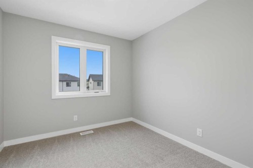 51 Belvedere Crescent Se, Calgary, AB - Indoor Photo Showing Other Room