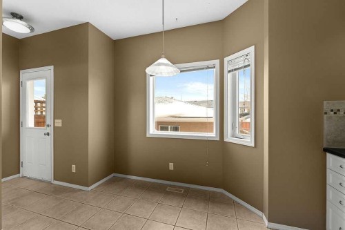 215 Strathcona Circle, Strathmore, AB - Indoor Photo Showing Other Room