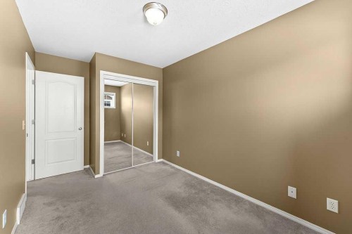 215 Strathcona Circle, Strathmore, AB - Indoor Photo Showing Other Room