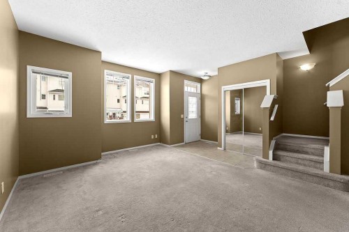 215 Strathcona Circle, Strathmore, AB - Indoor Photo Showing Other Room