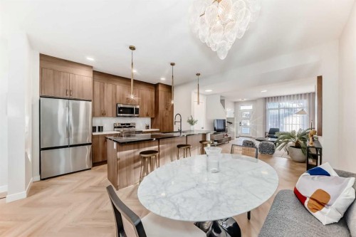 94 Agate Road, Cochrane, AB - Indoor