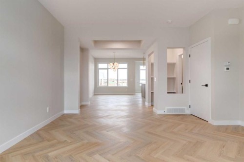 466 River Avenue, Cochrane, AB - Indoor Photo Showing Other Room