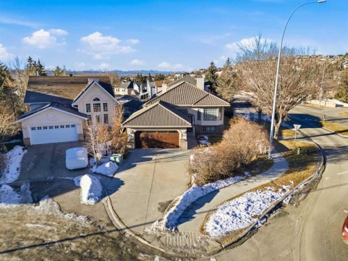 531 Sierra Morena Court Sw, Calgary, AB - Outdoor