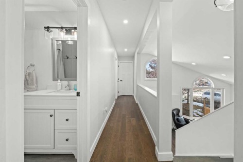 51 Hunters Crescent, Okotoks, AB - Indoor Photo Showing Other Room