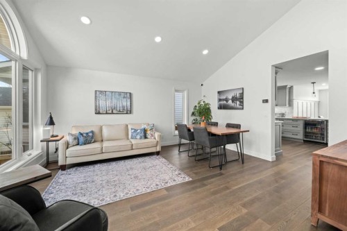51 Hunters Crescent, Okotoks, AB - Indoor Photo Showing Living Room
