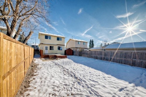 60 Erin Mount Crescent Se, Calgary, AB - Outdoor
