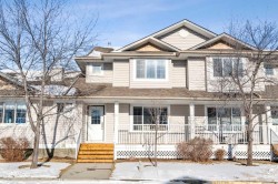 74-4 Stonegate Drive NW Airdrie, AB T4B 2T2