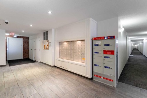2313-99 Copperstone Park Se, Calgary, AB - Indoor Photo Showing Other Room