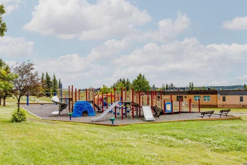 815 Tuscany Drive Nw, Calgary, AB - Outdoor