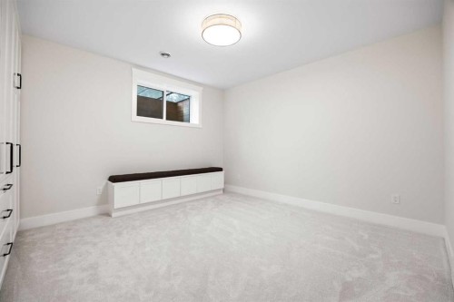 1220 Varsity Estates Road Nw, Calgary, AB - Indoor Photo Showing Other Room