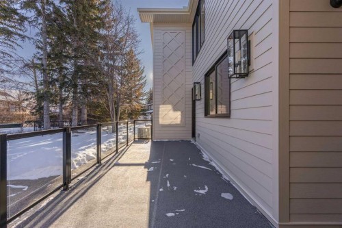 1220 Varsity Estates Road Nw, Calgary, AB - Outdoor With Exterior