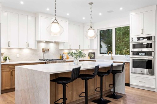 1220 Varsity Estates Road Nw, Calgary, AB - Indoor Photo Showing Kitchen With Upgraded Kitchen