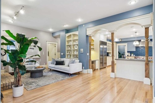 3019 6 Street Sw, Calgary, AB - Indoor