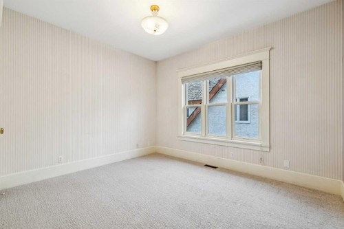 3019 6 Street Sw, Calgary, AB - Indoor Photo Showing Other Room