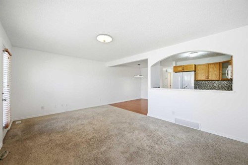 132 Royal Birch Mount Nw, Calgary, AB - Indoor Photo Showing Other Room