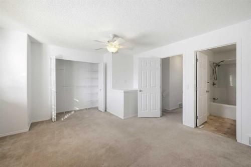 132 Royal Birch Mount Nw, Calgary, AB - Indoor Photo Showing Other Room