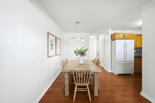 132 Royal Birch Mount Nw, Calgary, AB - Indoor Photo Showing Dining Room