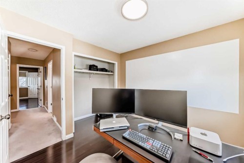 402 Citadel Heights Nw, Calgary, AB - Indoor Photo Showing Office