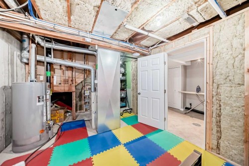 402 Citadel Heights Nw, Calgary, AB - Indoor Photo Showing Basement