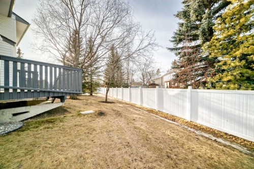 402 Citadel Heights Nw, Calgary, AB - Outdoor With Deck Patio Veranda