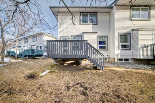 402 Citadel Heights Nw, Calgary, AB - Outdoor With Deck Patio Veranda
