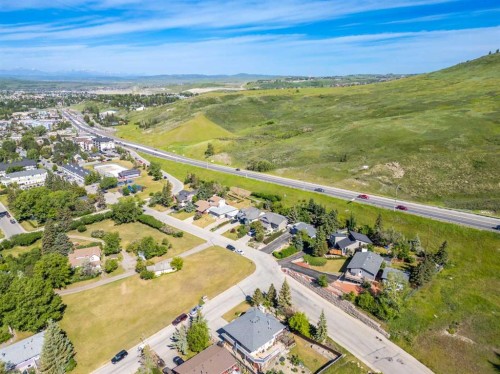 1507-525 River Heights Drive, Cochrane, AB - Outdoor With View