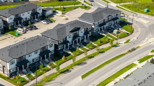 1507-525 River Heights Drive, Cochrane, AB - Outdoor With View