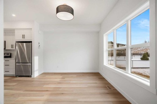 804-525 River Heights Drive, Cochrane, AB - Indoor