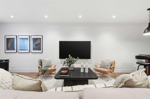749 Serenity Bend, Heritage Pointe, AB - Indoor Photo Showing Living Room