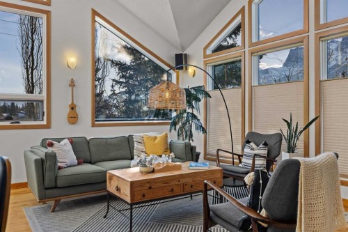 1712 11Th Avenue, Canmore, AB - Indoor